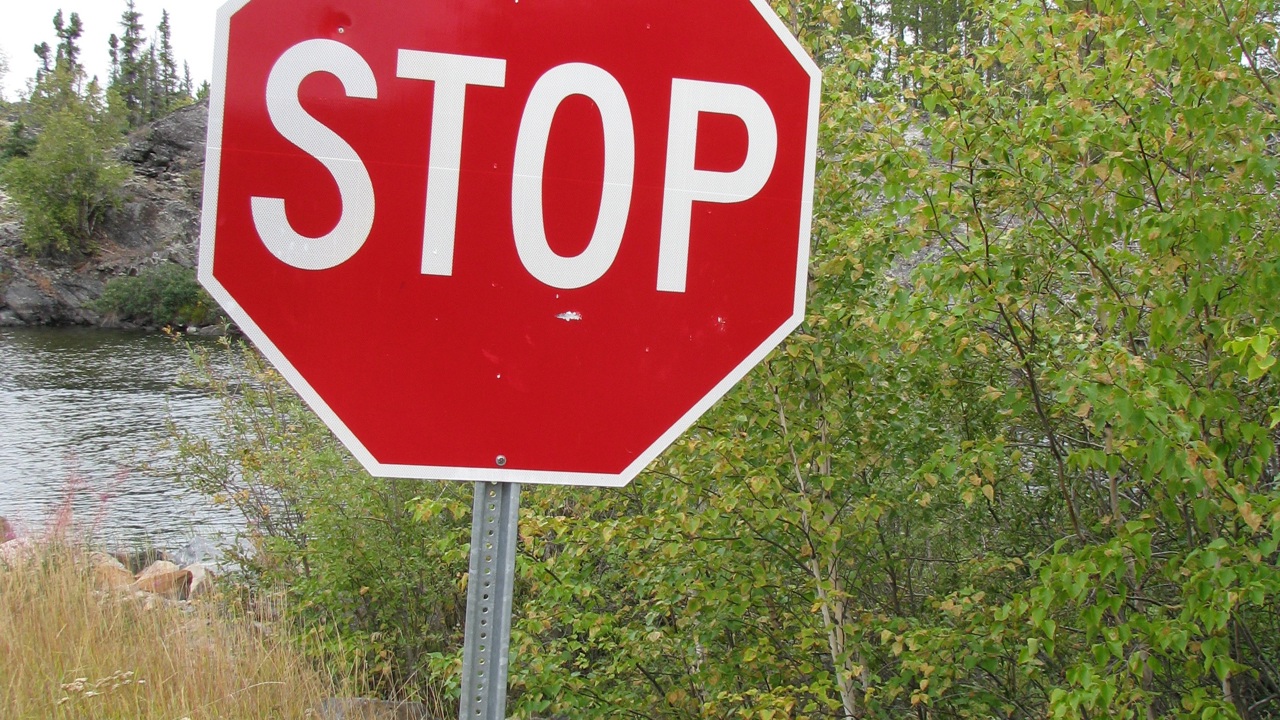stop-898446-pxhere.com.jpg