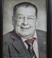 Knud Jørgensen Æresmedlem 28.11.2002